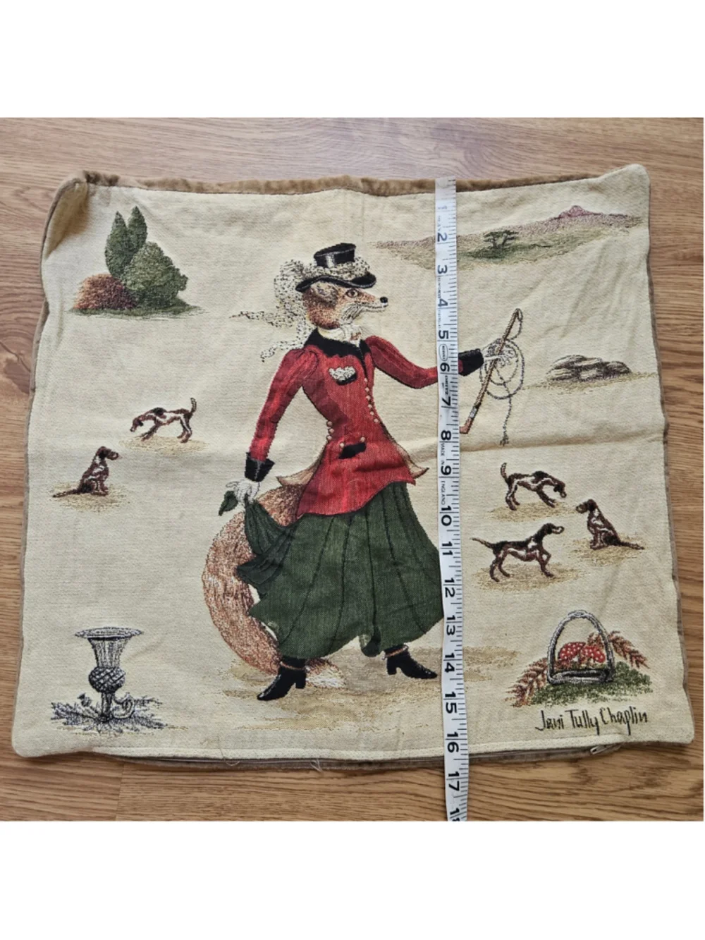 Lady Fenella Fox Jacquard Tapestry Pillow Case British Velvet Country-Inspired